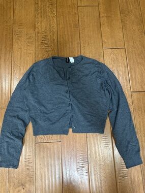 H&M Divided Heather Gray Knit Top